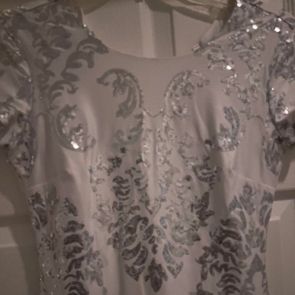 B Darlin WHITE Polyester Dress with Lining and Silver Sequence - Prom/Party - Picture 2 of 4
